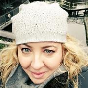 Laureata in Lettere e Filosofia con master offre lezioni private o aiuto compiti in Italiano, materie umanistiche in generale ed Inglese